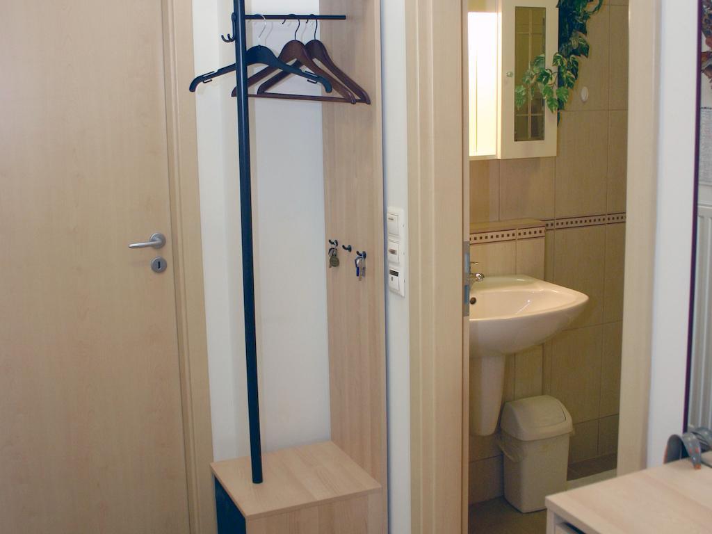 Arriva Apartment, optional indoor parking Boedapest Buitenkant foto