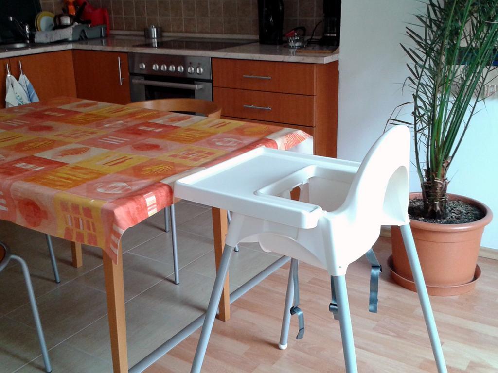 Arriva Apartment, optional indoor parking Boedapest Buitenkant foto